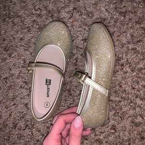 3/$15 gold sparkle size 8 toddler shoes